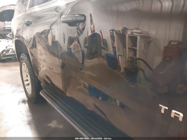 Продажа на аукционе авто 2020 Chevrolet Tahoe 2wd Lt, vin: 1GNSCBKC6LR114854, номер лота: 45875937