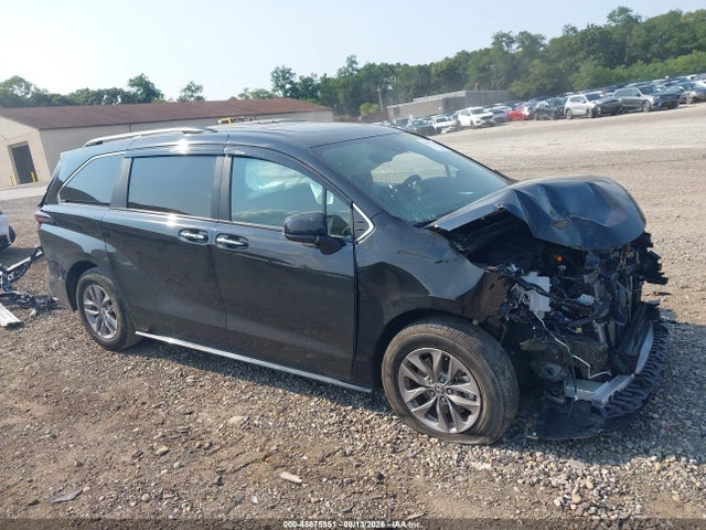 2026 Toyota Sienna Xle მანქანა იყიდება აუქციონზე, vin: 5TDYRKEC0TS324879, აუქციონის ნომერი: 45875951