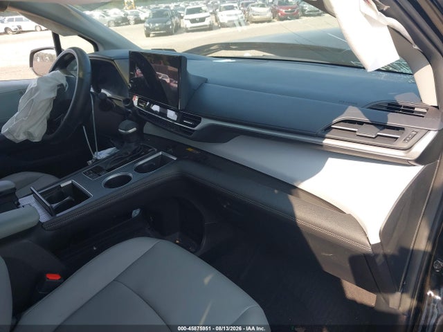2026 Toyota Sienna Xle მანქანა იყიდება აუქციონზე, vin: 5TDYRKEC0TS324879, აუქციონის ნომერი: 45875951