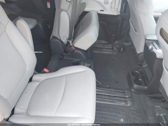 2026 Toyota Sienna Xle მანქანა იყიდება აუქციონზე, vin: 5TDYRKEC0TS324879, აუქციონის ნომერი: 45875951