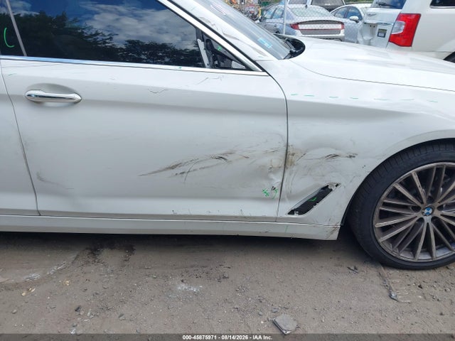 2017 Bmw 530i Xdrive მანქანა იყიდება აუქციონზე, vin: WBAJA7C33HWA70178, აუქციონის ნომერი: 45875971