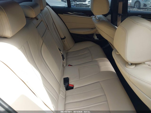 2017 Bmw 530i Xdrive მანქანა იყიდება აუქციონზე, vin: WBAJA7C33HWA70178, აუქციონის ნომერი: 45875971