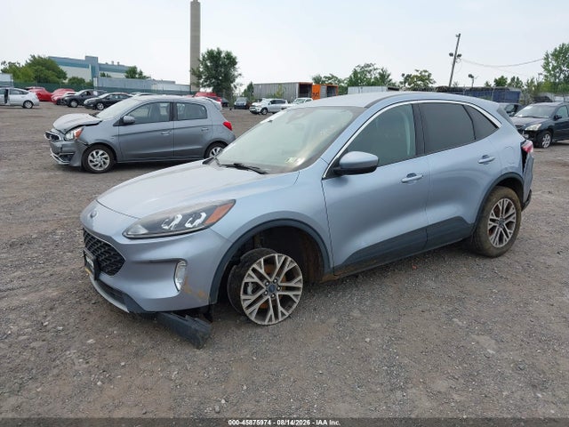 1FMCU9H98NUB18687 Ford ESCAPE SEL