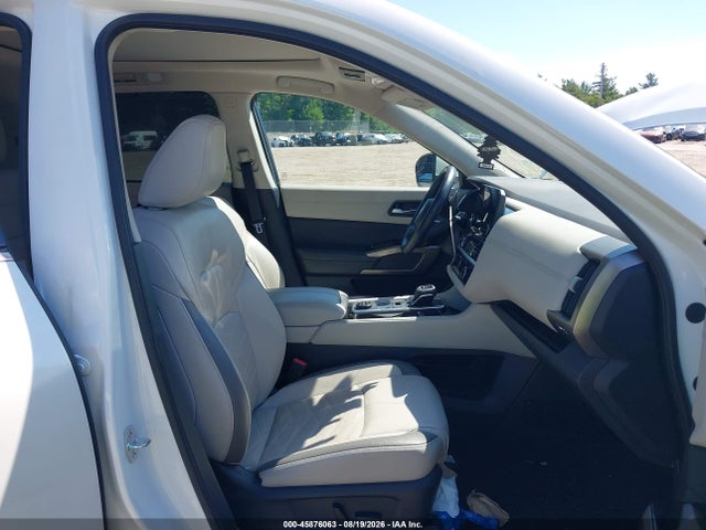Продажа на аукционе авто 2022 Nissan Pathfinder Platinum 4wd, vin: 5N1DR3DK5NC213581, номер лота: 45876063