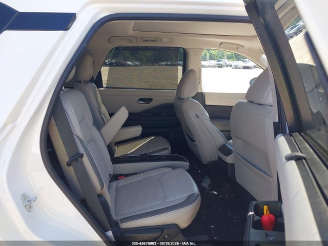 Продажа на аукционе авто 2022 Nissan Pathfinder Platinum 4wd, vin: 5N1DR3DK5NC213581, номер лота: 45876063