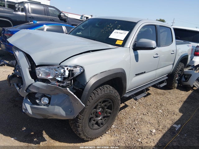 2018 Toyota Tacoma Trd Off Road მანქანა იყიდება აუქციონზე, vin: 3TMCZ5AN8JM181003, აუქციონის ნომერი: 45876073