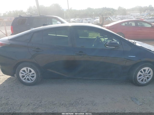 Toyota Prius Two 2017 JTDKBRFU6H3032625 Image 13