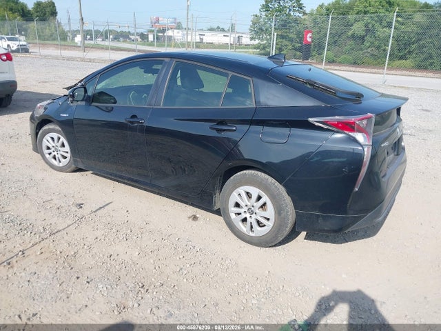 Toyota Prius Two 2017 JTDKBRFU6H3032625 Image 3