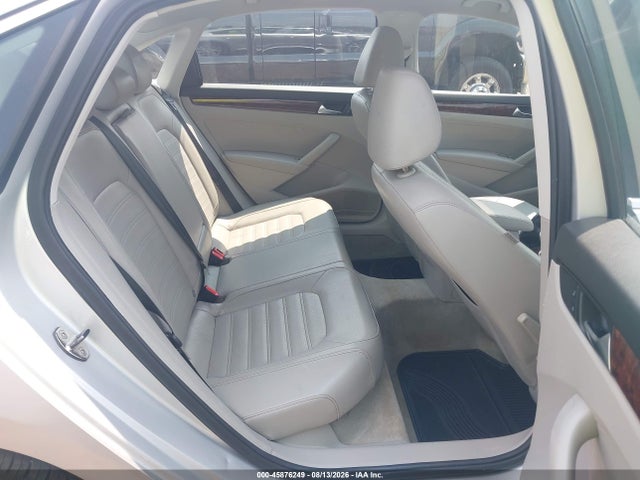 Продаж на аукціоні авто 2013 Volkswagen Passat 2.5l Sel, vin: 1VWCP7A31DC082090, номер лоту: 45876249