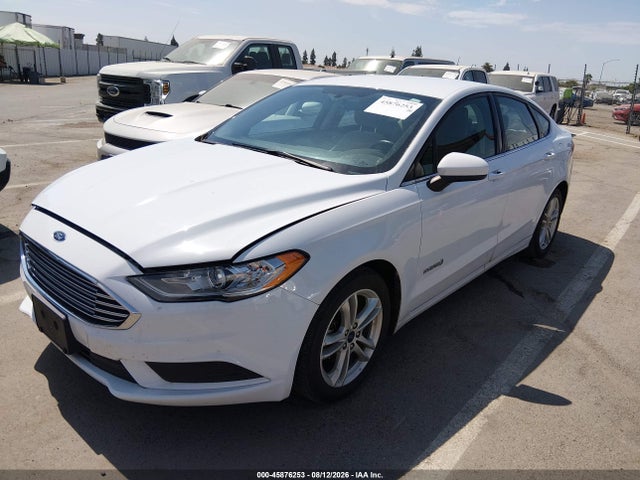 Ford Fusion Hybrid S 2018 3FA6P0UU2JR101180 Image 2
