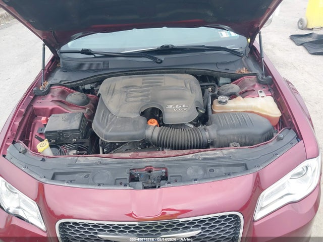 2018 Chrysler 300 Limited Awd მანქანა იყიდება აუქციონზე, vin: 2C3CCAKG9JH177197, აუქციონის ნომერი: 45876266