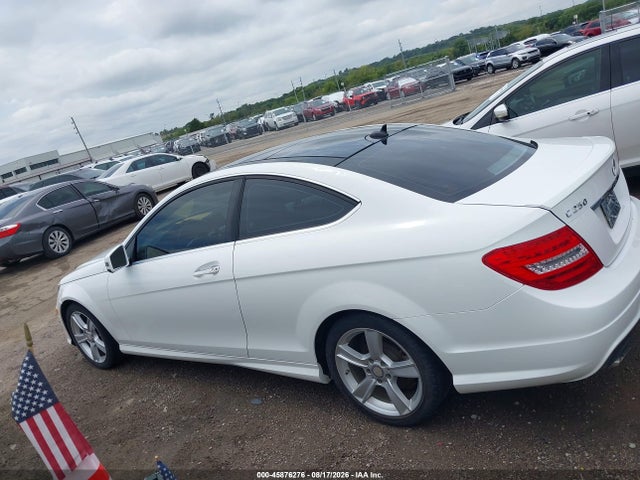 Продаж на аукціоні авто 2014 Mercedes-benz C 250, vin: WDDGJ4HB5EG328804, номер лоту: 45876276