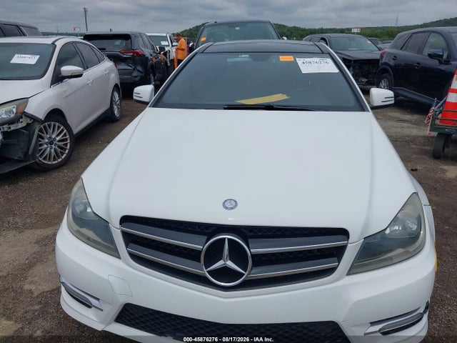 Продаж на аукціоні авто 2014 Mercedes-benz C 250, vin: WDDGJ4HB5EG328804, номер лоту: 45876276