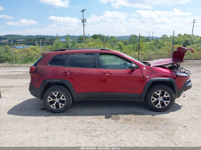 2015 Jeep Cherokee Trailhawk მანქანა იყიდება აუქციონზე, vin: 1C4PJMBS2FW649810, აუქციონის ნომერი: 45876282