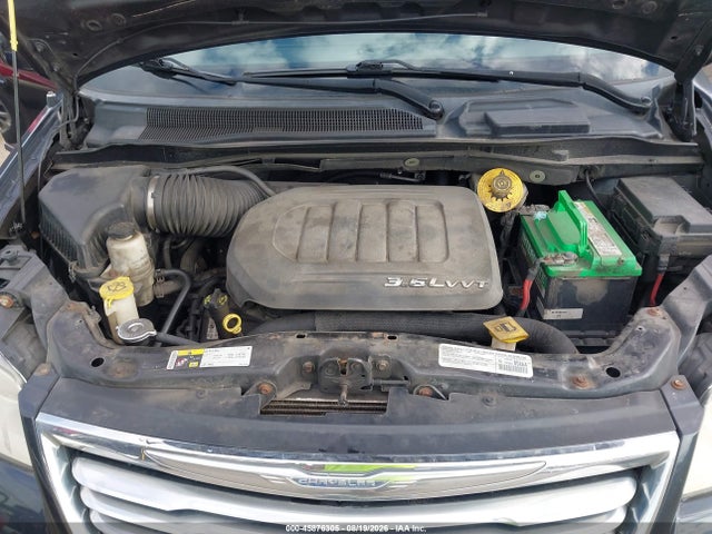 2014 Chrysler Town & Country Touring მანქანა იყიდება აუქციონზე, vin: 2C4RC1BG3ER176360, აუქციონის ნომერი: 45876305