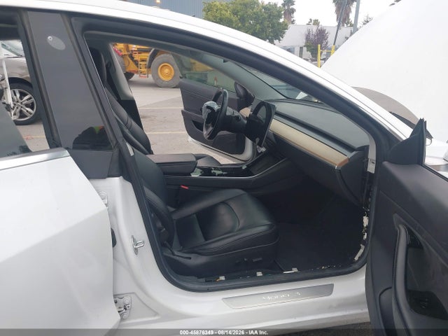 Aukcja sprzedaży 2018 Tesla Model 3 Long Range/mid Range, vin: 5YJ3E1EA7JF008332, numer aukcji: 45876349