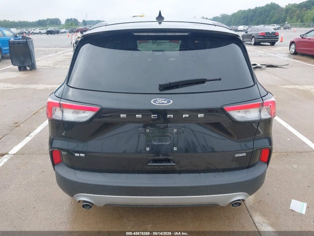 45876369 :رقم المزاد ، 1FMCU0BZ5MUA37245 vin ، 2021 Ford Escape Se Hybrid مزاد بيع