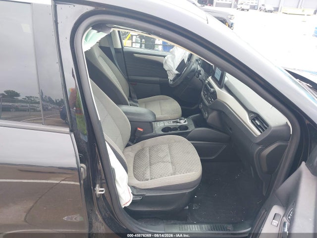 45876369 :رقم المزاد ، 1FMCU0BZ5MUA37245 vin ، 2021 Ford Escape Se Hybrid مزاد بيع