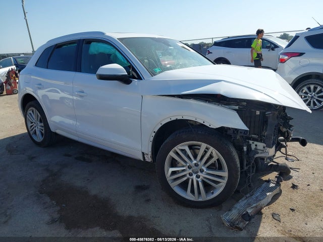 Продаж на аукціоні авто 2018 Audi Q5 2.0t Premium/2.0t Tech Premium, vin: WA1BNAFY3J2139889, номер лоту: 45876382