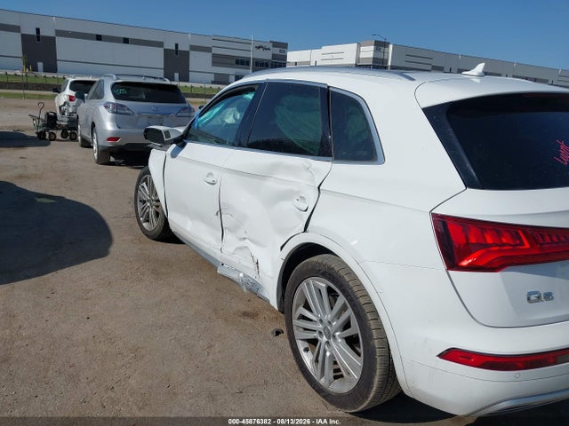 Продаж на аукціоні авто 2018 Audi Q5 2.0t Premium/2.0t Tech Premium, vin: WA1BNAFY3J2139889, номер лоту: 45876382
