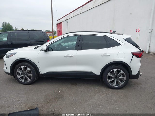2025 Ford Escape Platinum მანქანა იყიდება აუქციონზე, vin: 1FMCU9JZ2SUA20745, აუქციონის ნომერი: 45876431