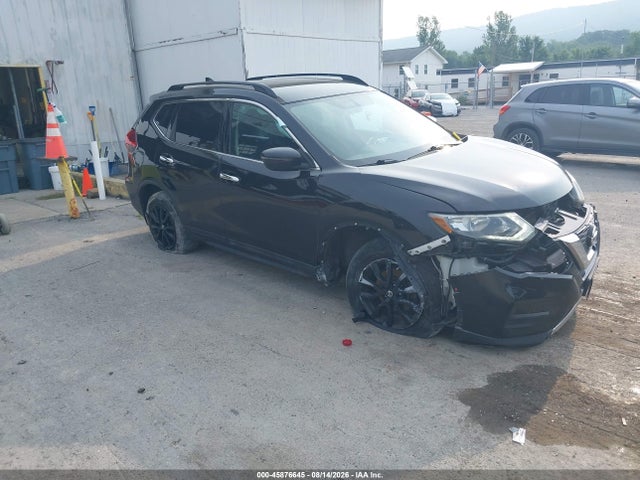 45876645 :رقم المزاد ، 5N1AT2MVXHC815311 vin ، 2017 Nissan Rogue Sv مزاد بيع