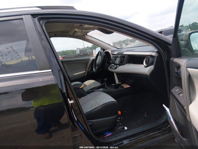 Aukcja sprzedaży 2018 Toyota Rav4 Xle, vin: 2T3RFREVXJW826320, numer aukcji: 45876692