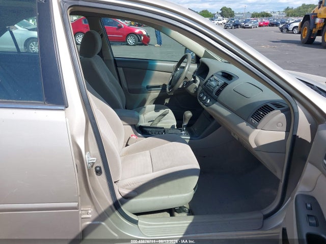 45876711 :رقم المزاد ، 4T1BE32K46U160390 vin ، 2006 Toyota Camry Le مزاد بيع