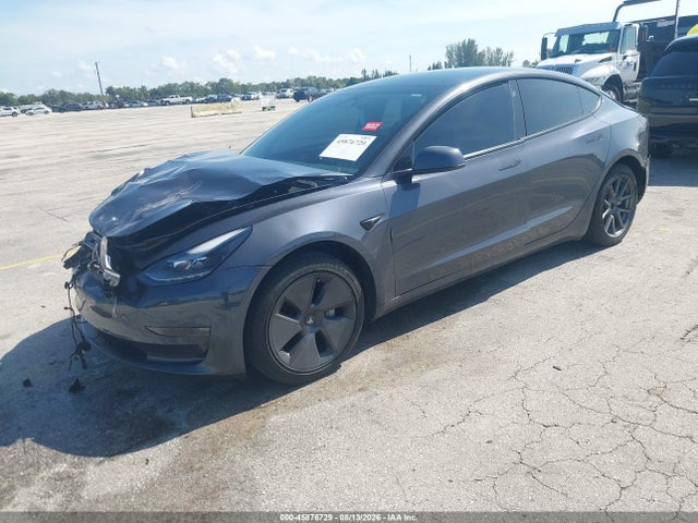 Tesla Model 3 Rear-wheel Drive 2022 5YJ3E1EA3NF341696 Image 2