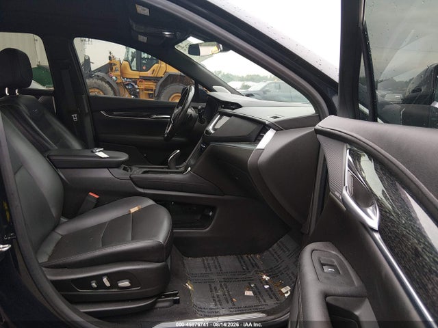 45876741 :رقم المزاد ، 1GYKNDRS2MZ118570 vin ، 2021 Cadillac Xt5 Awd Premium Luxury مزاد بيع