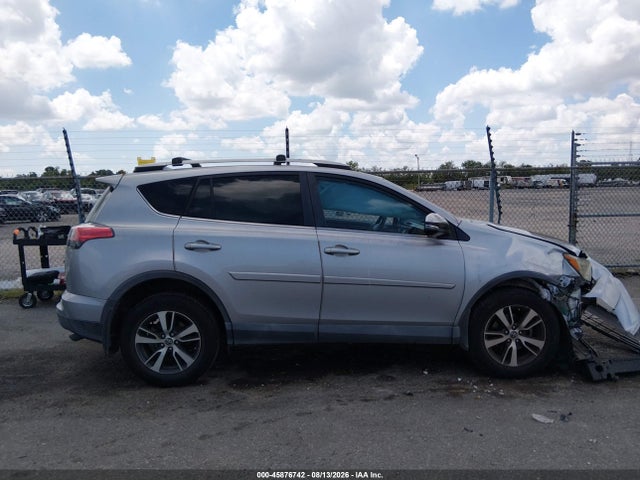 Продаж на аукціоні авто 2017 Toyota Rav4 Xle, vin: 2T3WFREV0HW335039, номер лоту: 45876742