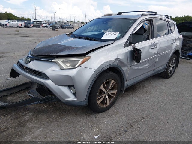 Продаж на аукціоні авто 2017 Toyota Rav4 Xle, vin: 2T3WFREV0HW335039, номер лоту: 45876742