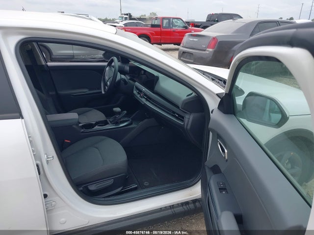 45876746 :رقم المزاد ، 3KPFT4DE6SE116134 vin ، 2025 Kia K4 Lxs مزاد بيع