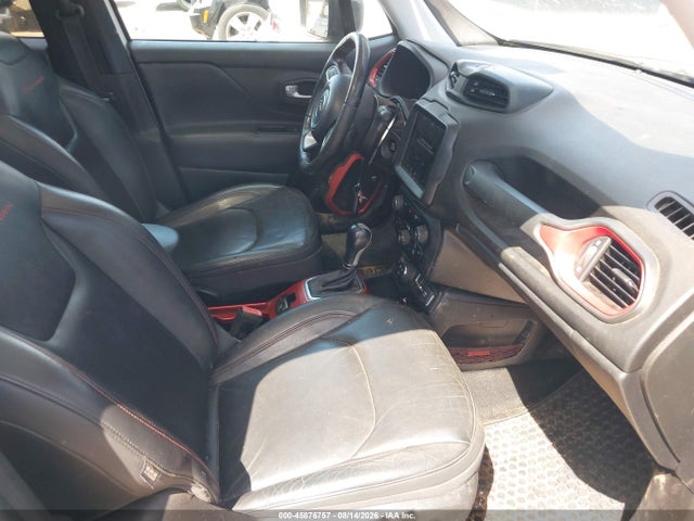 45876757 :رقم المزاد ، ZACNJBC12KPJ89800 vin ، 2019 Jeep Renegade Trailhawk 4x4 مزاد بيع