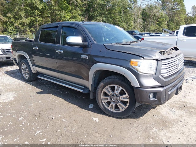 Продажа на аукционе авто 2017 Toyota Tundra Platinum 5.7l V8, vin: 5TFGW5F18HX224873, номер лота: 45876788
