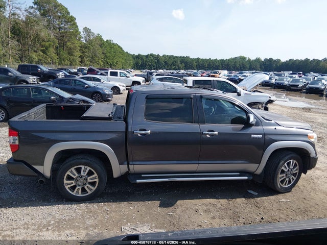 Продажа на аукционе авто 2017 Toyota Tundra Platinum 5.7l V8, vin: 5TFGW5F18HX224873, номер лота: 45876788