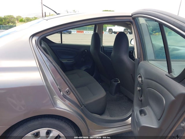 45876809 :رقم المزاد ، 3N1CN7AP3EL814448 vin ، 2014 Nissan Versa 1.6 S+ مزاد بيع
