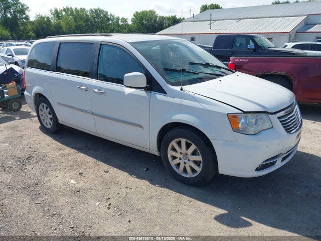 45876818 :رقم المزاد ، 2C4RC1BG1FR628193 vin ، 2015 Chrysler Town & Country Touring مزاد بيع
