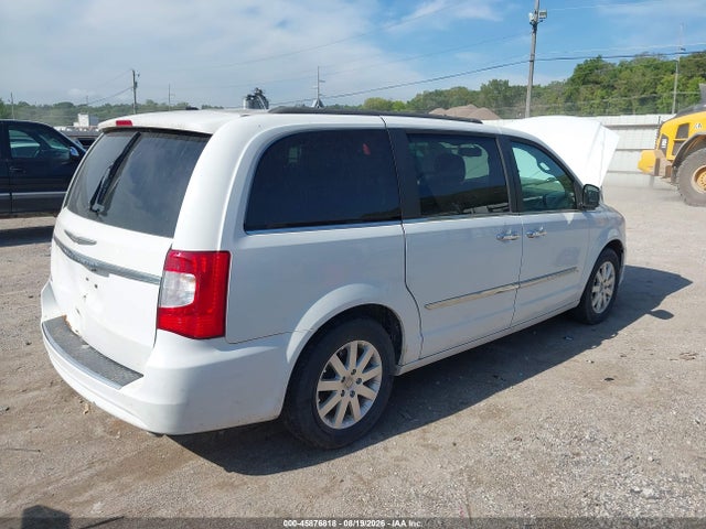 45876818 :رقم المزاد ، 2C4RC1BG1FR628193 vin ، 2015 Chrysler Town & Country Touring مزاد بيع