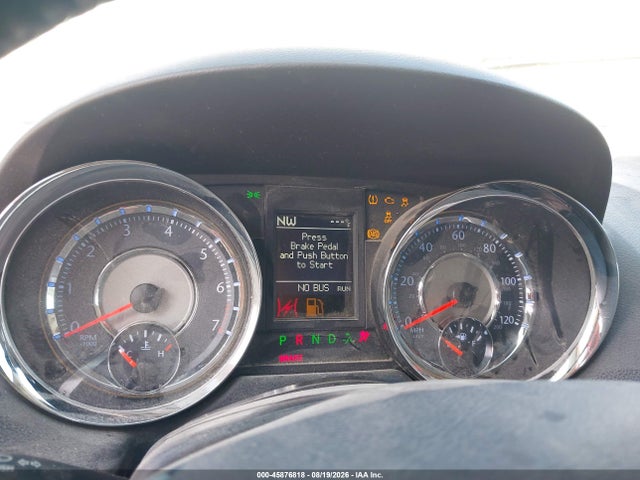 45876818 :رقم المزاد ، 2C4RC1BG1FR628193 vin ، 2015 Chrysler Town & Country Touring مزاد بيع