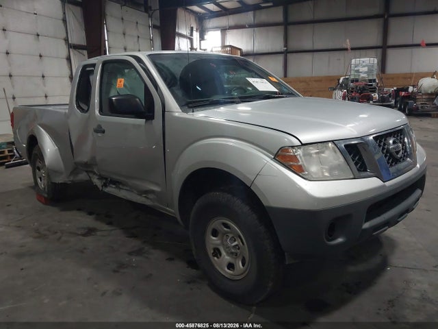 2015 1N6BD0CT3FN739794 main image