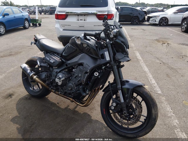 45876827 :رقم المزاد ، JYARN71E4NA002360 vin ، 2022 Yamaha Mt09 مزاد بيع