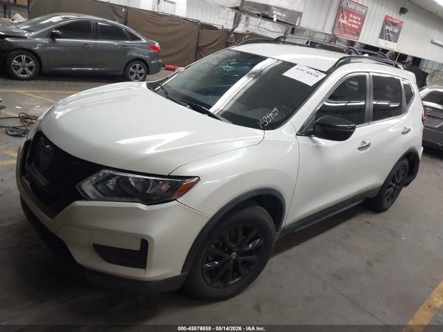 Nissan ROGUE SV 2018 5N1AT2MT5JC745690 Image 2