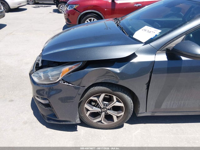 Продажа на аукционе авто 2021 Kia Forte Lxs, vin: 3KPF24AD0ME348813, номер лота: 45876877