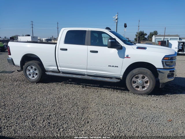 45876962 :رقم المزاد ، 3C6UR5DL4TG274043 vin ، 2026 Ram 2500 Big Horn  4x4 6'4 Box مزاد بيع