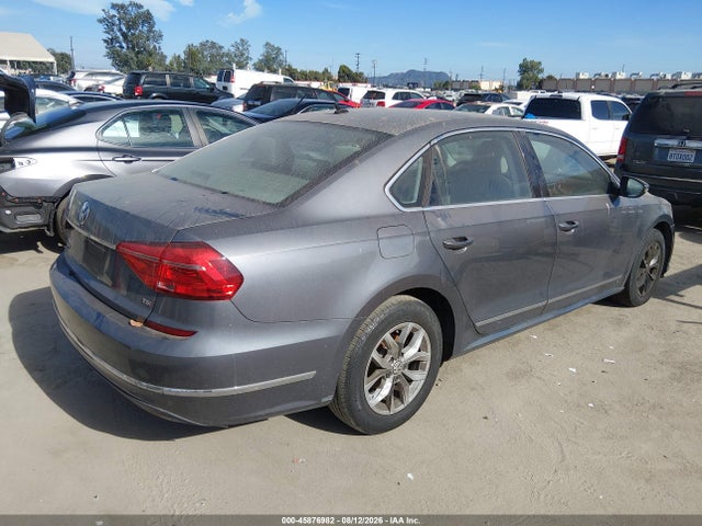Продажа на аукционе авто 2016 Volkswagen Passat 1.8t S, vin: 1VWAT7A3XGC049239, номер лота: 45876982