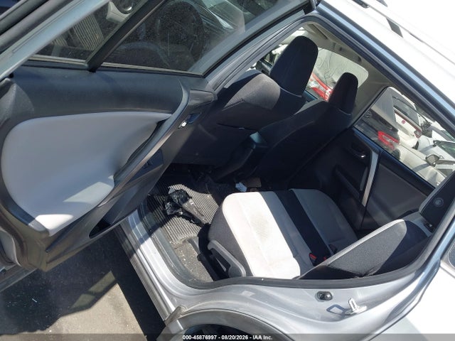 Toyota Rav4 Xle 2018 JTMWFREV8JD120642 Image 8