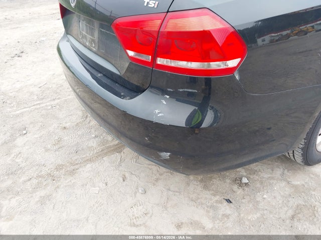 2015 Volkswagen Passat 1.8t Wolfsburg Edition მანქანა იყიდება აუქციონზე, vin: 1VWAT7A37FC049875, აუქციონის ნომერი: 45876999