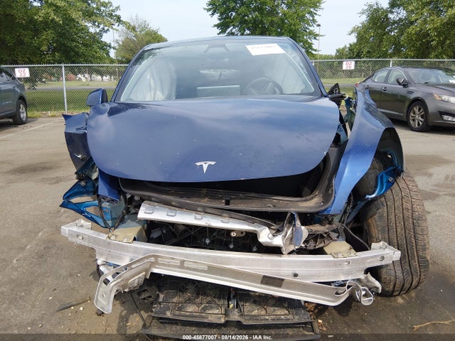 2024 Tesla Model Y Performance Dual Motor All-wheel Drive მანქანა იყიდება აუქციონზე, vin: 7SAYGDEF5RF047349, აუქციონის ნომერი: 45877007