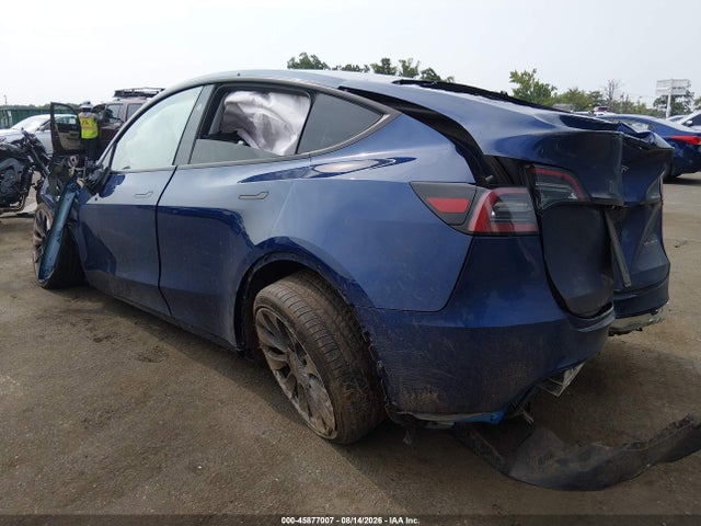 2024 Tesla Model Y Performance Dual Motor All-wheel Drive მანქანა იყიდება აუქციონზე, vin: 7SAYGDEF5RF047349, აუქციონის ნომერი: 45877007
